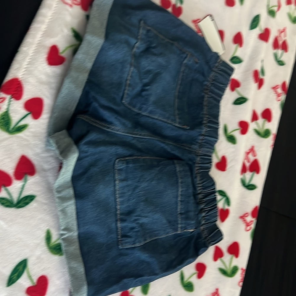 Steve Madden Blue Jean Shorts - Picture 5 of 6